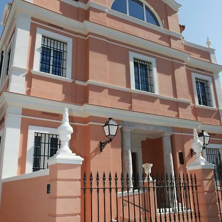 Colegio Mayor Careu - Women Only - University Community Севиля Екстериор снимка
