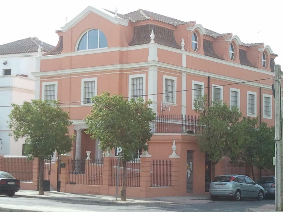 Colegio Mayor Careu - Women Only - University Community Севиля Екстериор снимка