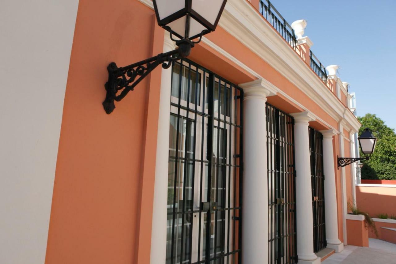 Colegio Mayor Careu - Women Only - University Community Севиля Екстериор снимка